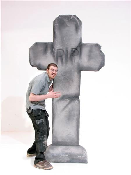 Giant 3D RIP Cross Tombstone