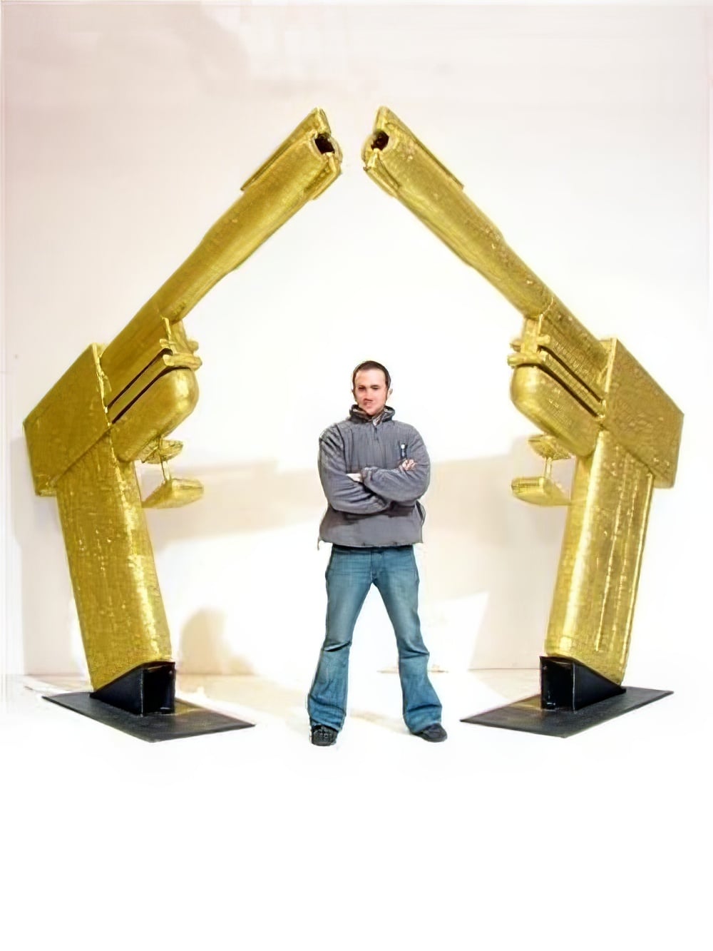 giant_golden_gun_pair_prop.jpg
