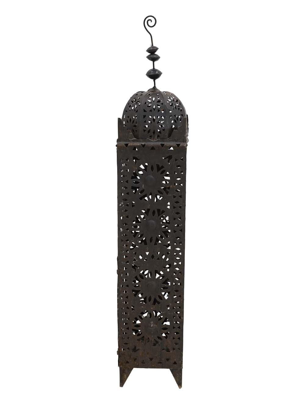 ARA08_Tall Tin Lantern Prop_event_prop_hire_EPH_Creative (1) copy _optimised