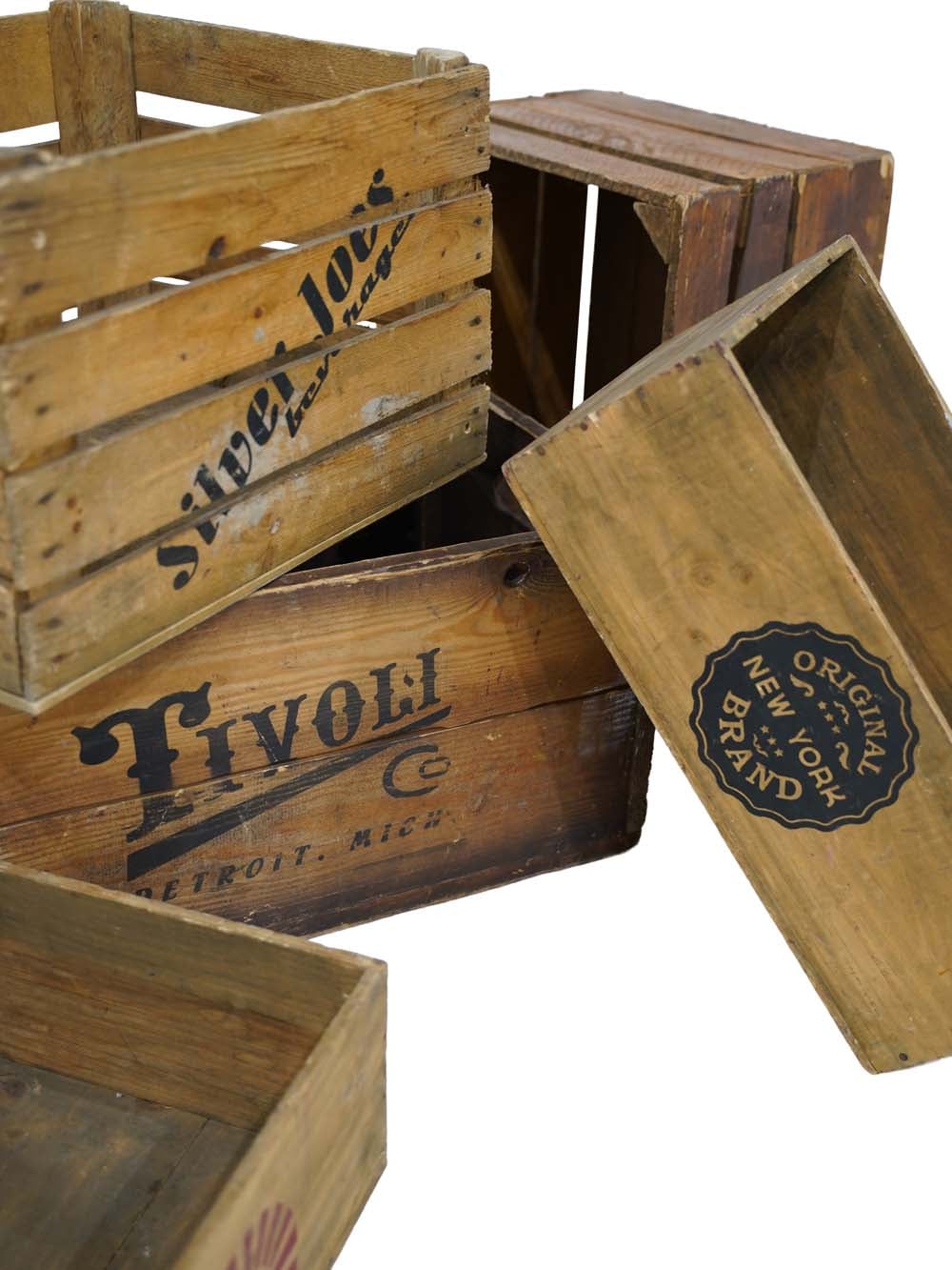 FIL175_Old Branded Beverage Crate - (Styles May Vary)_event_prop_hire_EPH_Creative (32) copy _opimised