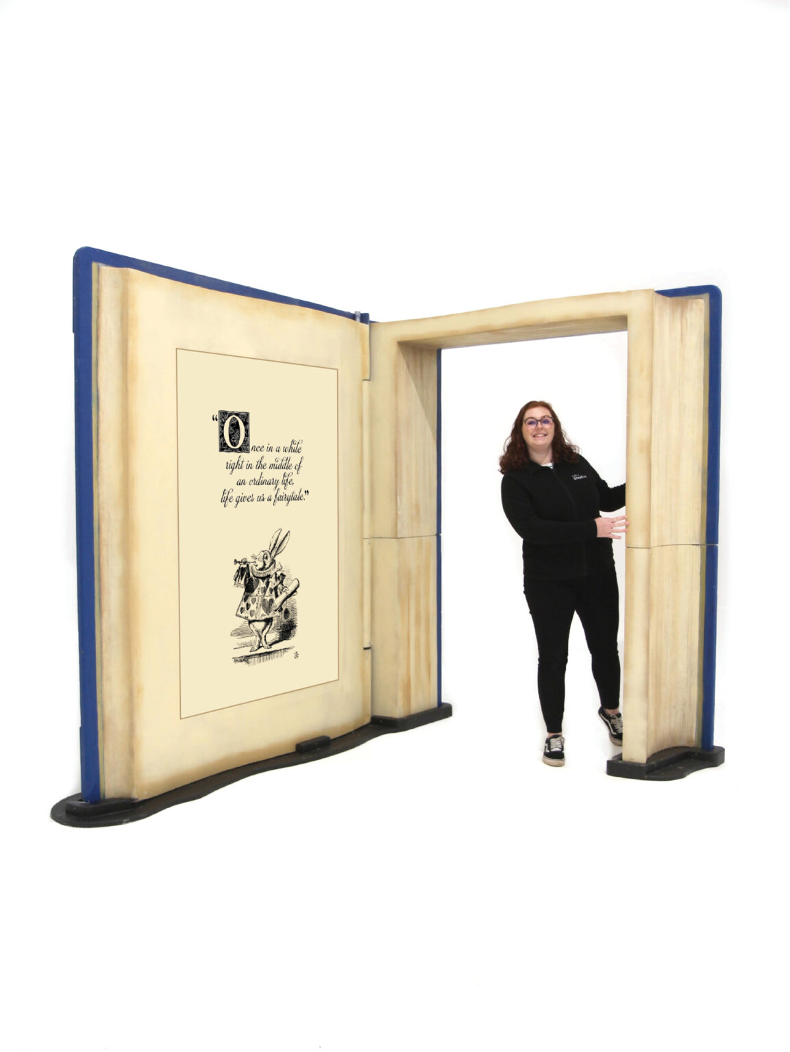 SN1335 Fairytale Book Entranceway #1 - Alice in Wonderland Inside cover