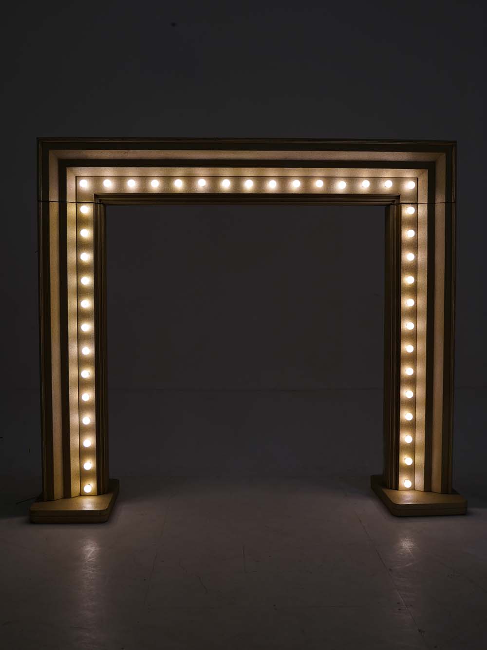SN5195_Bulb Entranceway - White Bulbs_event_prop_hire_EPH_Creative (5) copy _optimised _optimised