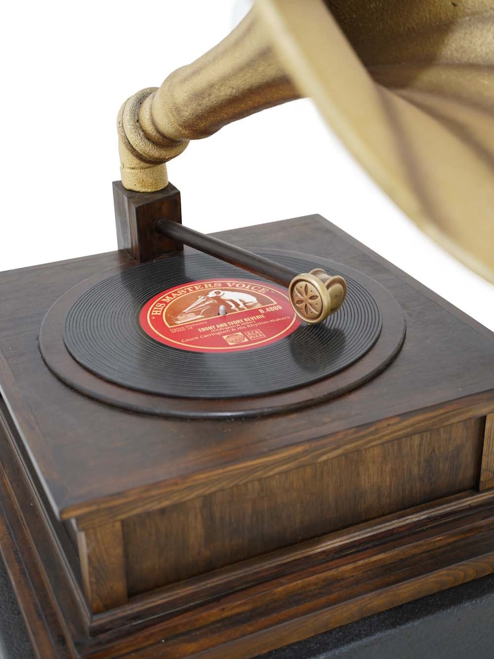 TWE05_Giant Gramophone_event_prop_hire_EPH_Creative (6) copy _optimised