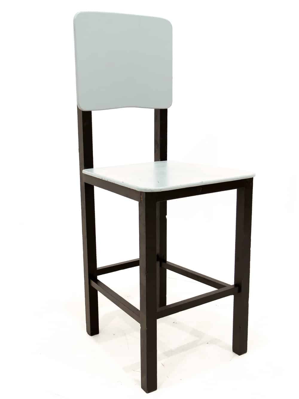 SN1670 Giant School Chair _event_prop_hire_069