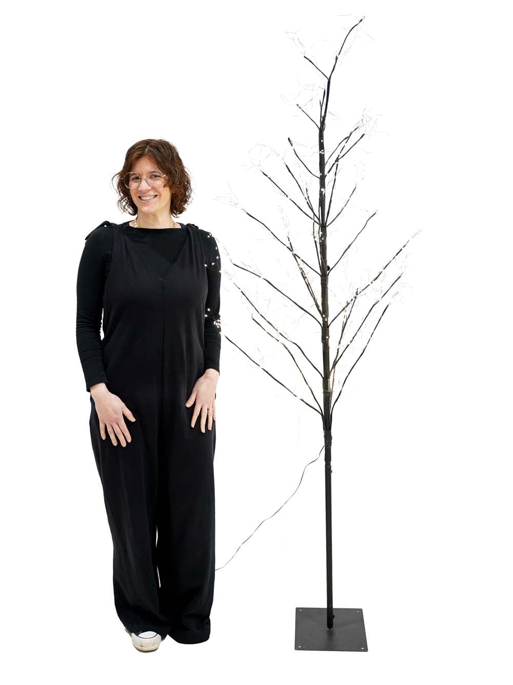 SN13205_Illuminated Black Tree - 2 (1) copy _optimised