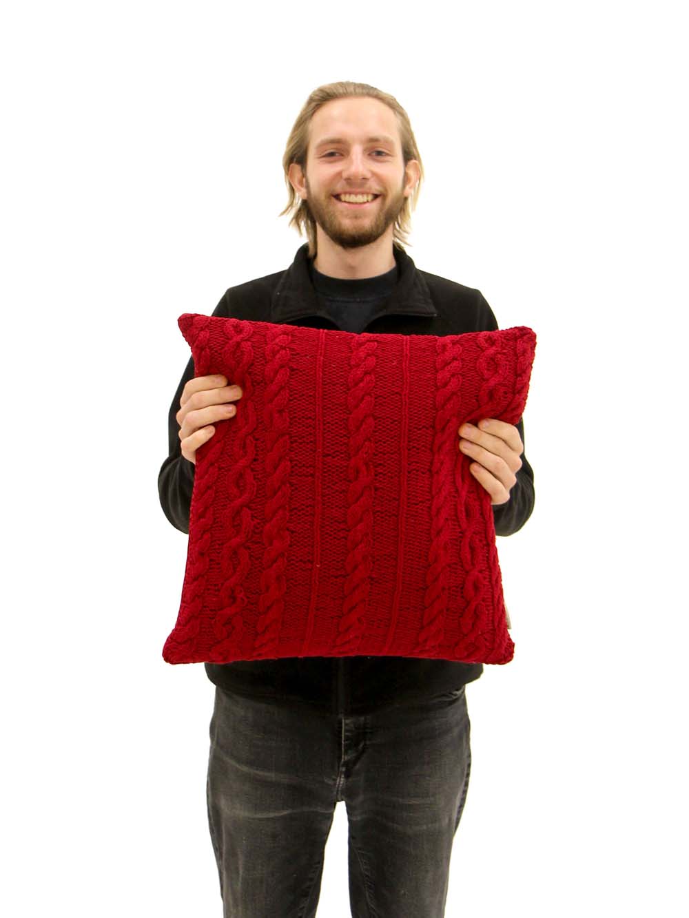 SN13286 _Cable Knit Cushion - Red_event_prop_hire_EPH_Creative_574