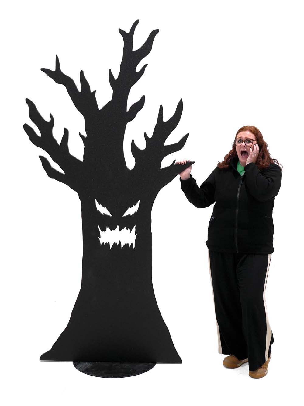 SN14652-_-2D-Halloween-Silhouette-Haunted-Tree_event_prop_hire_EPH_Creative_255-copy-_optimised