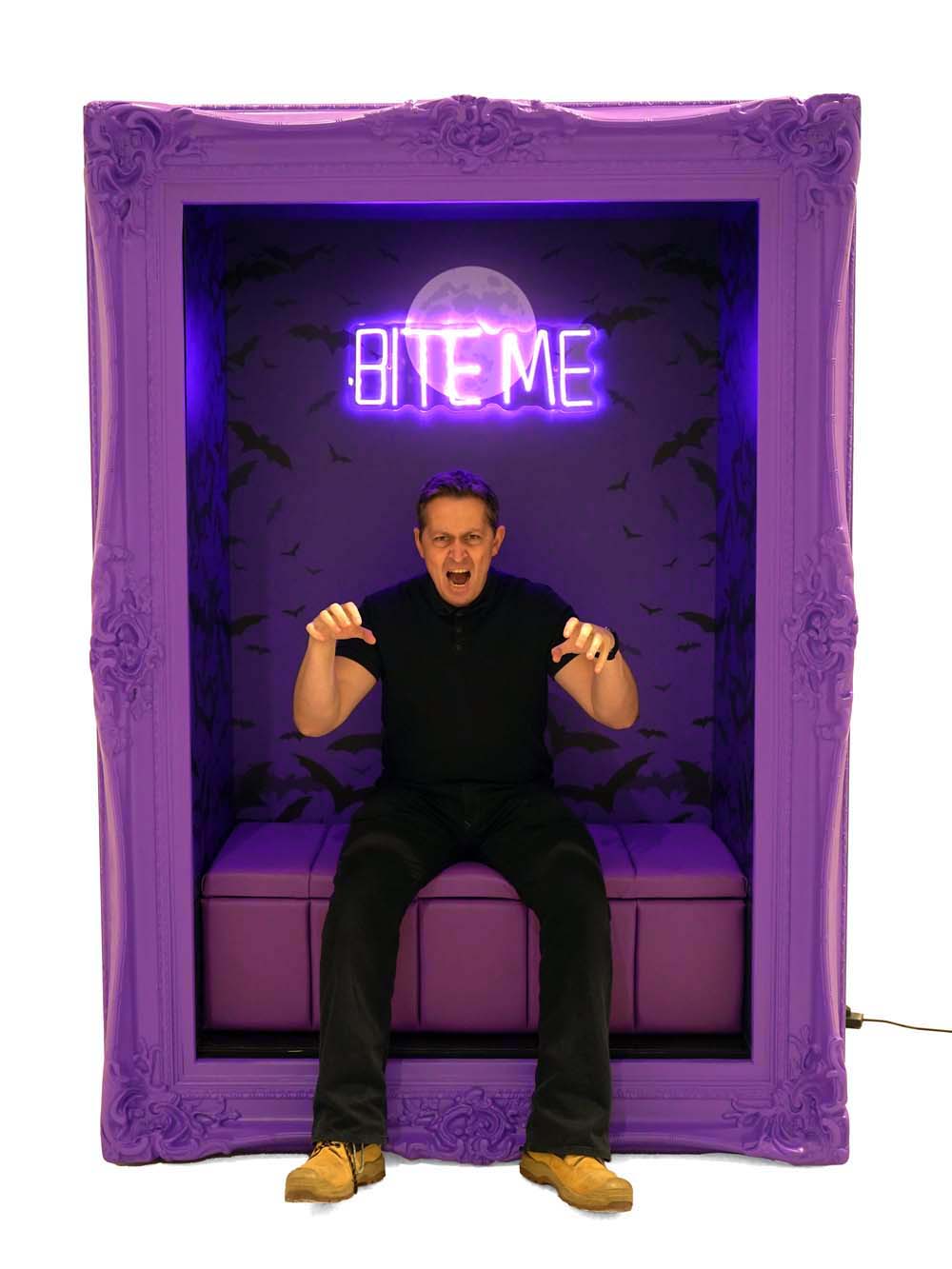 SN14708 _Frame Booth Seat - 'Bite Me' - Photo Op_event_prop_hire_EPH_Creative_016 copy _optimised