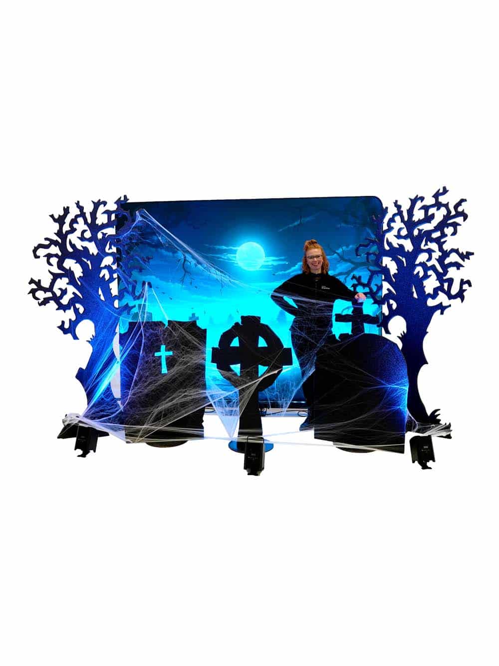 SN14713-_Halloween-Backdrop-Photo-Op-Graveyard_event_prop_hire_EPH_Creative_061-copy-_optimised