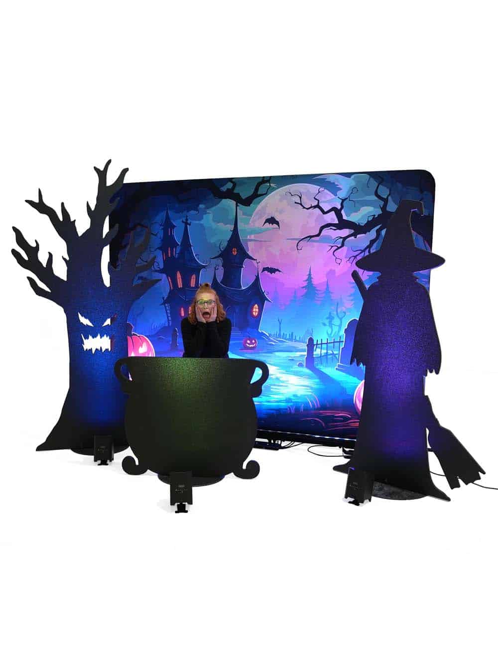 SN14715-_Halloween-Backdrop-Photo-Op-Witchs-House_event_prop_hire_EPH_Creative_190-copy-_high_res-_optimised