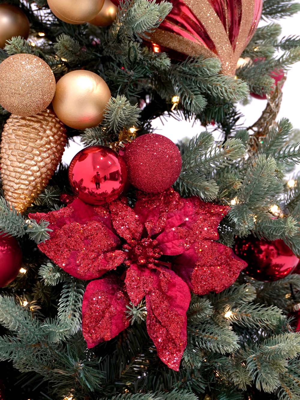 SN15114-_Traditional-Luxe-Dressed-Tree-1.8m-Full-Gift-Box-Dressing-Kit_event_prop_hire_EPH_Creative_800-_optimised