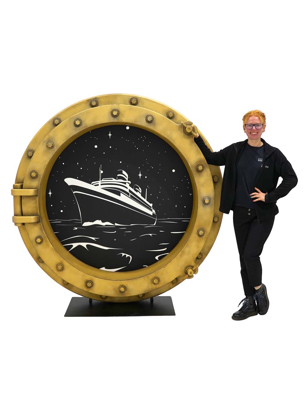 SN0129 _Giant Porthole - Cruise Ship (ATS49)_event_prop_hire_EPH_Creative_012 copy _optimised