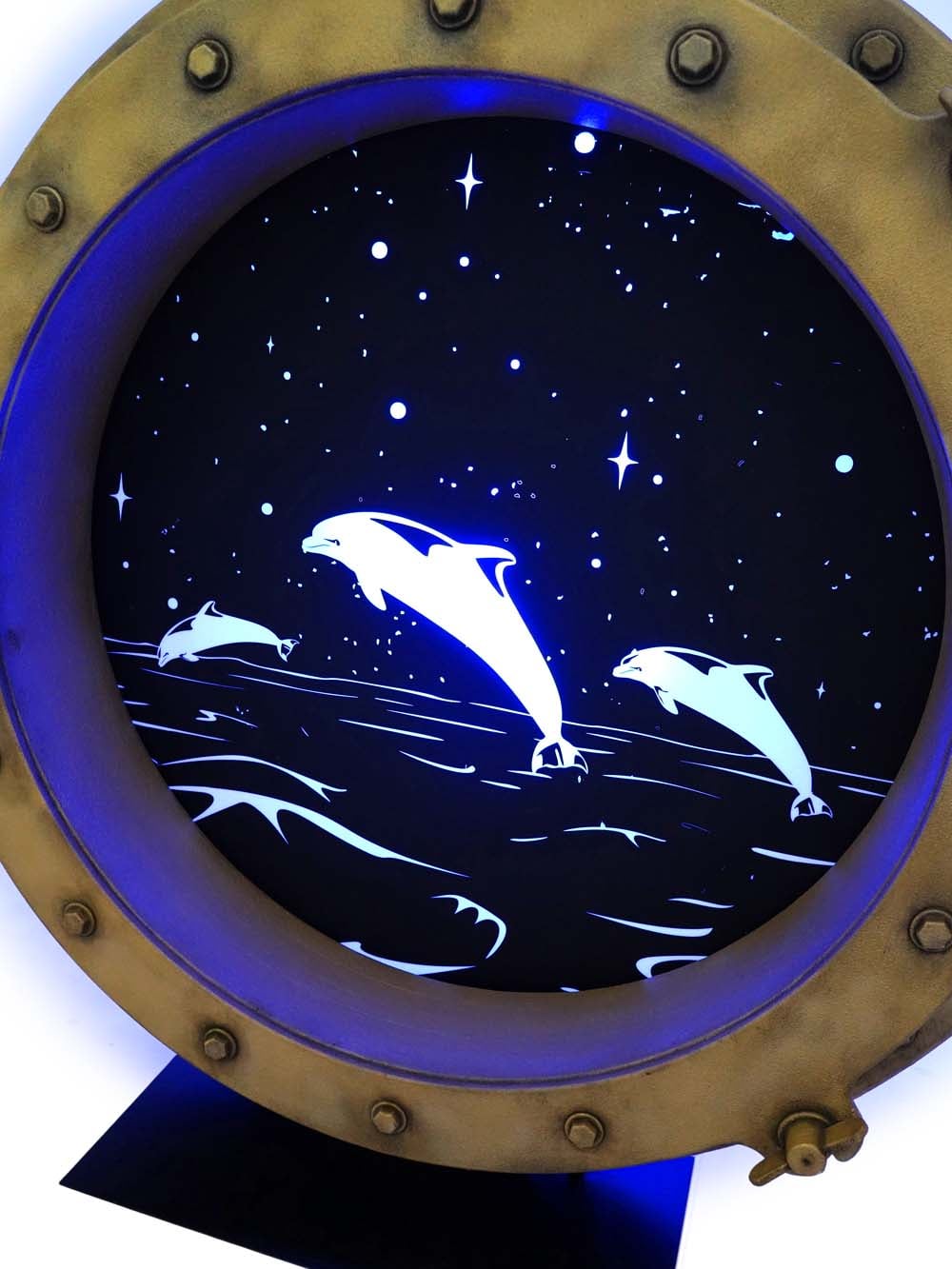 SN0130 _Giant Porthole - Dolphin Insert (ATS49)_event_prop_hire_EPH_Creative_041 copy _optimised