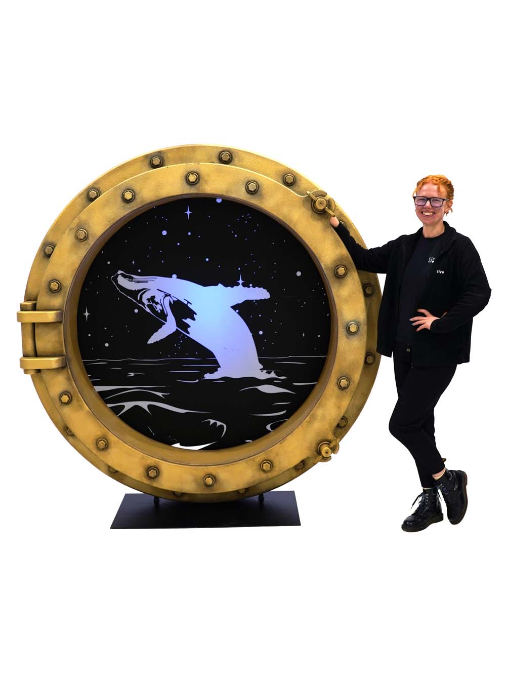 SN0132 _Giant Porthole - Whale Insert (ATS49)_event_prop_hire_EPH_Creative_063 copy _optimised