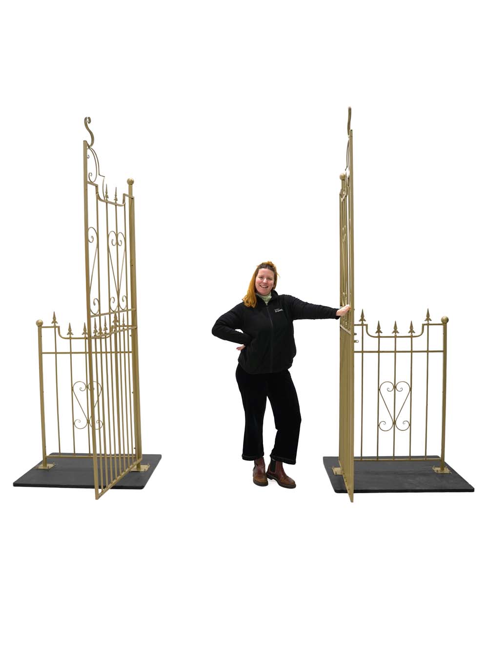 SN14986-_Ornate-Gates-Gold_event_prop_hire_EPH_Creative_192-copy-_optimised