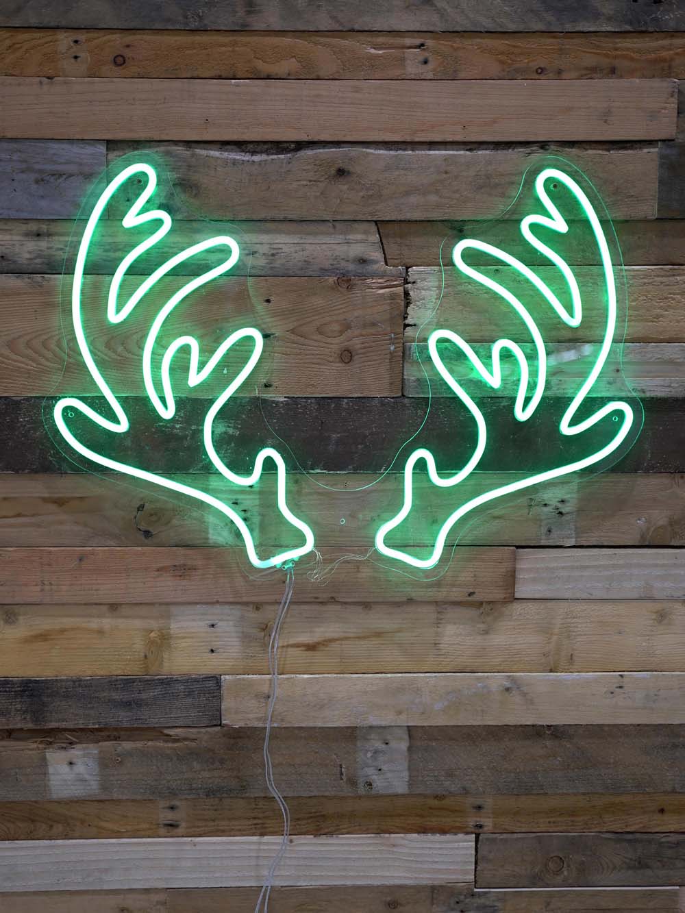 SN15337-_Neon-Sign-Reindeer-Antlers_event_prop_hire_EPH_Creative_015-copy-_optimised