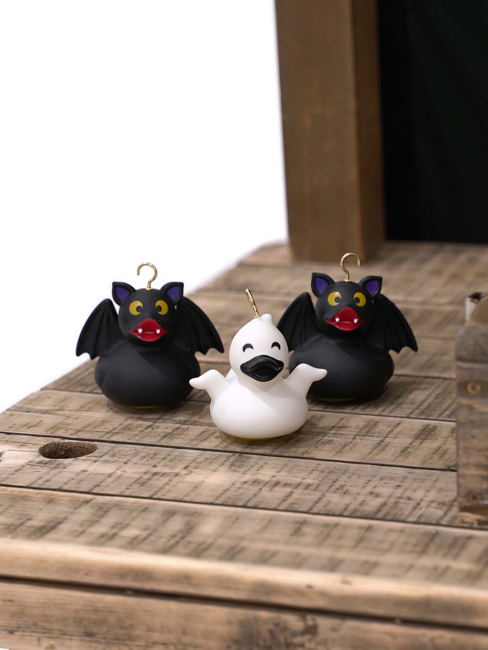 SN16332 _Spook a Duck Halloween Fairground Game (Childrens)_event_prop_hire_EPH_Creative_248 copy _optimised