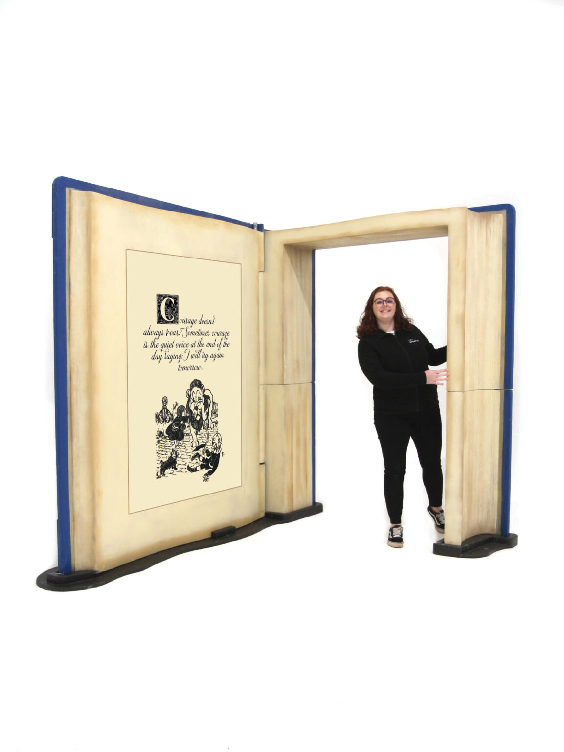 SN16496 Fairytale Book Entranceway #1 - The Wizard of Oz Inside cover