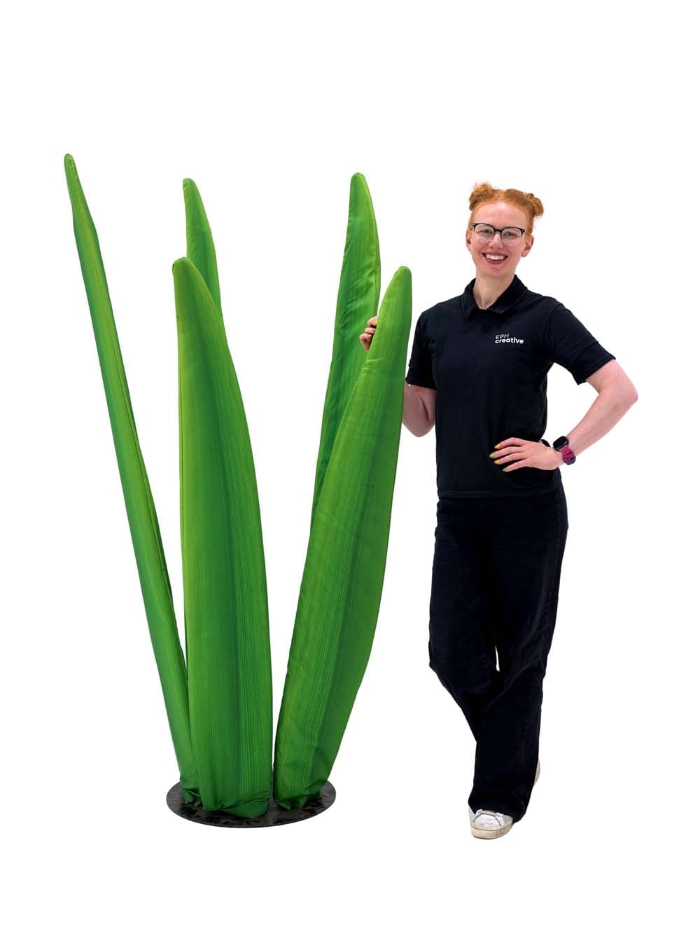 SN15827 _Giant Blades of Grass - Cluster of 5_event_prop_hire_EPH_Creative_287 copy _optimised