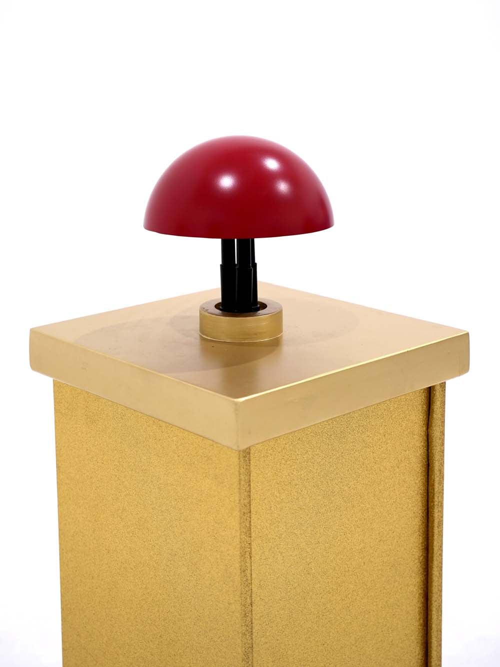 SN16319 _Big Red Button Gold Glitter Plinth_event_prop_hire_EPH_Creative_326 copy _optimised