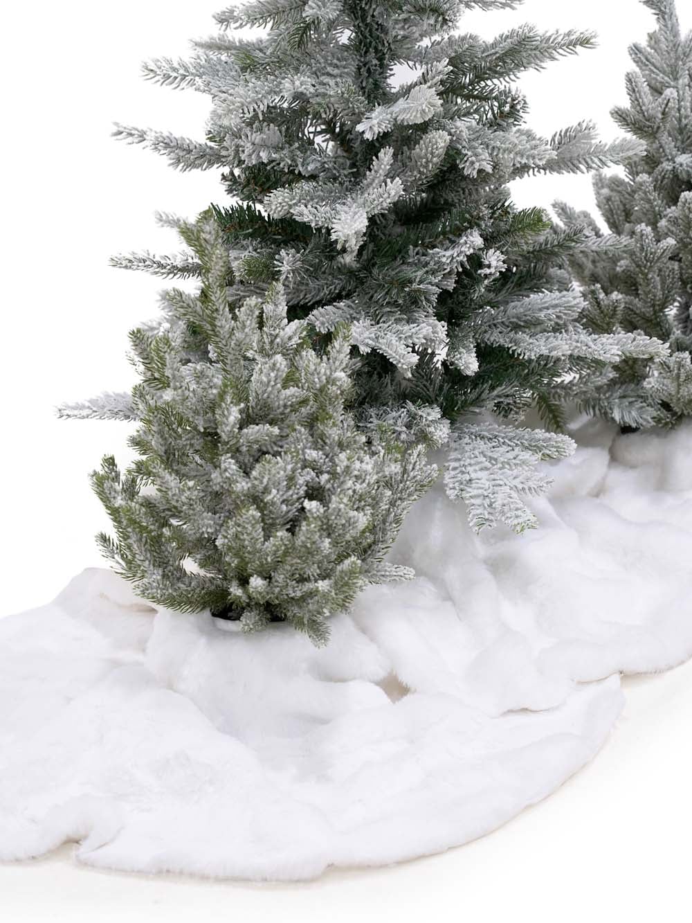 SN16967 _Winter Tree Montage - Small_event_prop_hire_EPH_Creative_017 copy _optimised