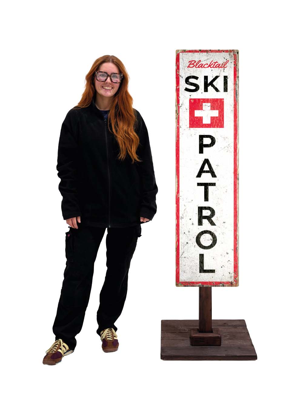 SN17020 _Wooden Signpost - 'Ski Patrol'_event_prop_hire_EPH_Creative_001 _optimised