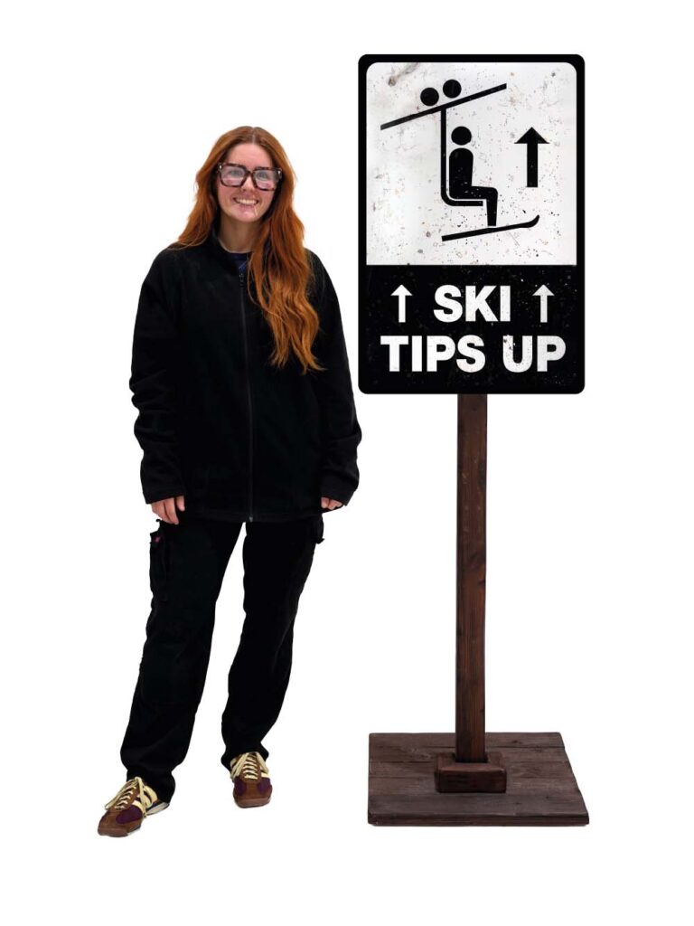 Wooden Signpost – ‘Ski Tips Up’