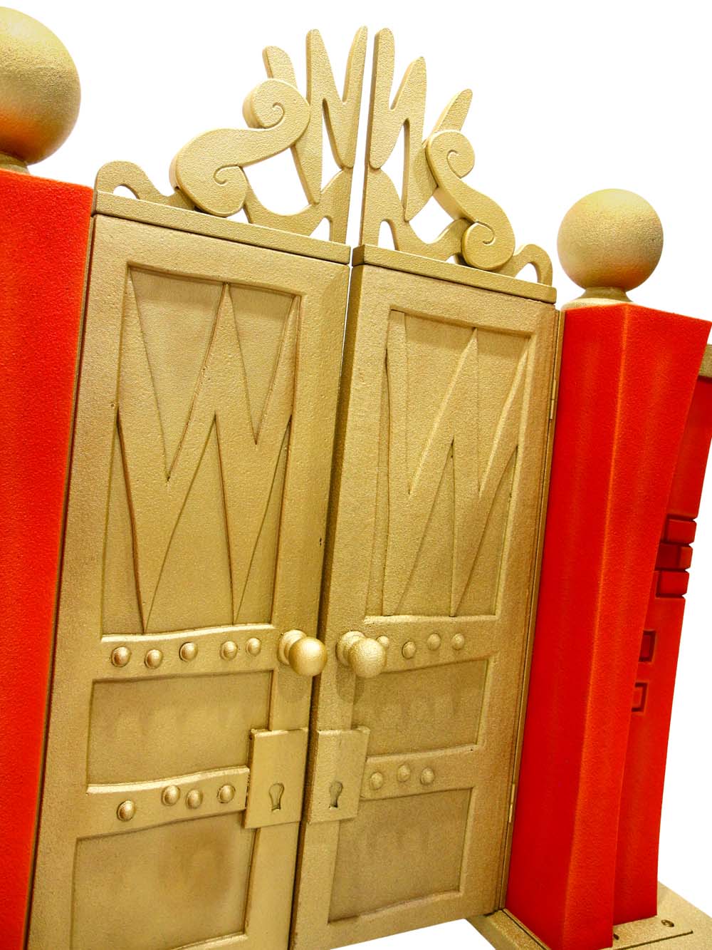 SN15035 _Red and Gold Gates Entranceway_event_prop_hire_EPH_Creative_030 copy _optimised