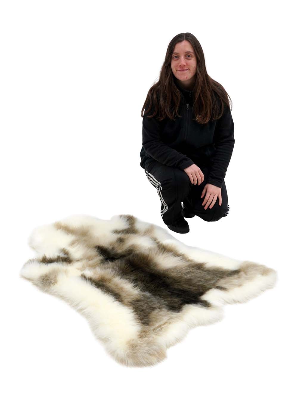 SN17024_Faux Reindeer Fur_event_prop_hire_EPH_Creative (6) copy _optimised