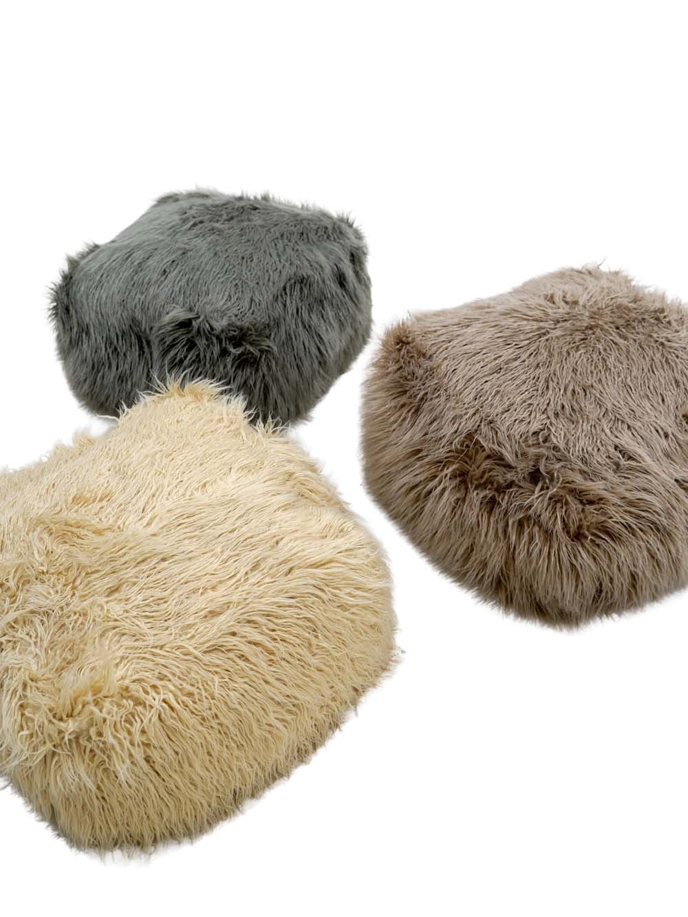 SN17029_Square Faux Fur Pouffe_event_prop_hire_EPH_Creative (10) _optimised