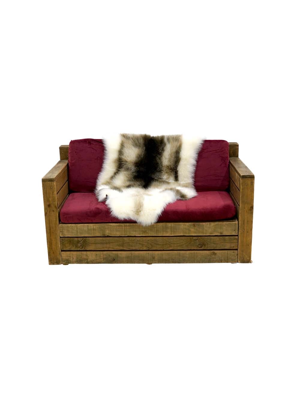 SN17262_Rustic Winter Lounge Set - Red_Fur_event_prop_hire_EPH_Creative (18) _optimised