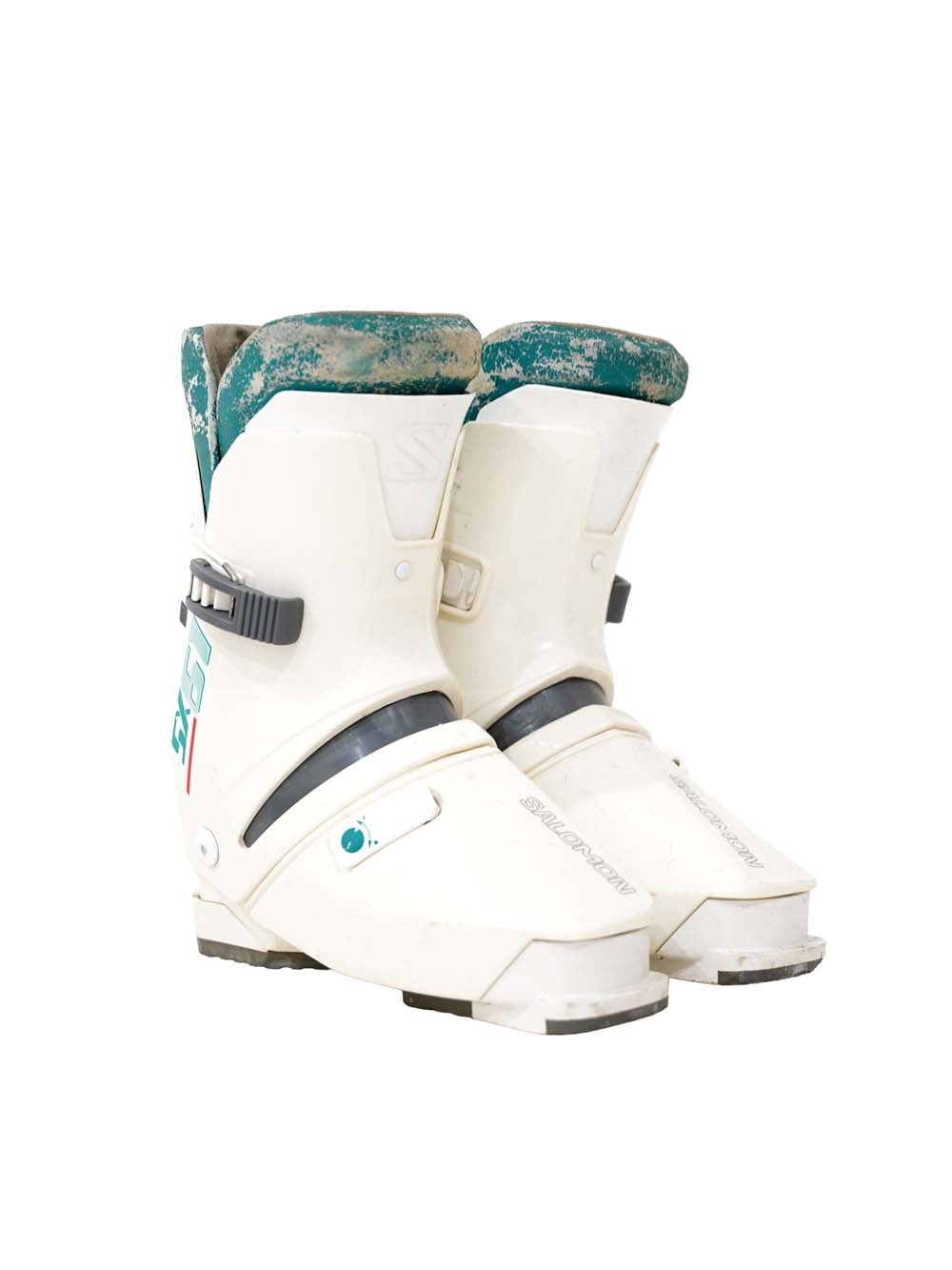 SN16051_Retro Ski Boots - Pair_event_prop_hire_EPH_Creative (1) copy _optimised
