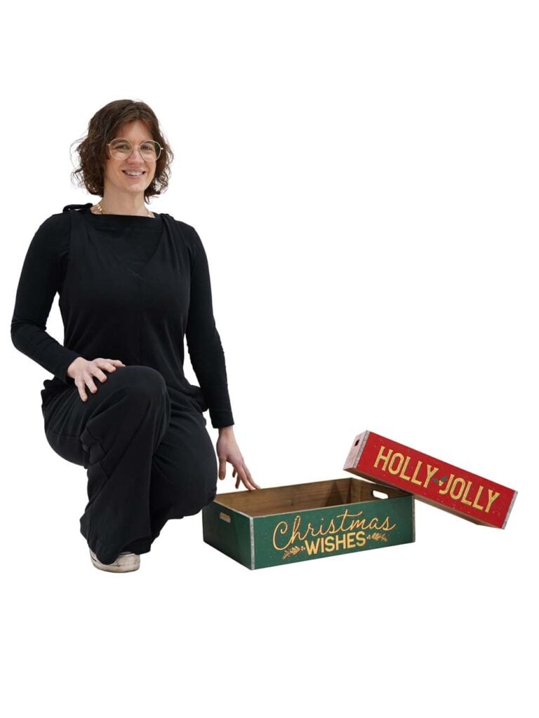 Decorative ‘Holly Jolly’ Trays – Set of 2