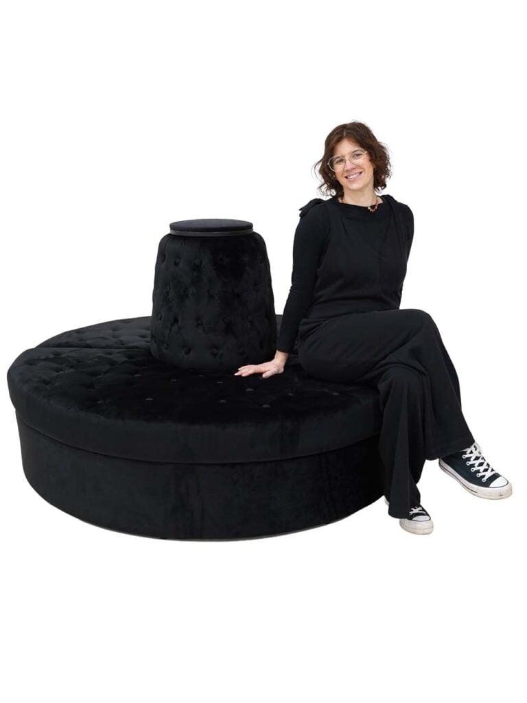Circular Sofa Pod – Black Velvet