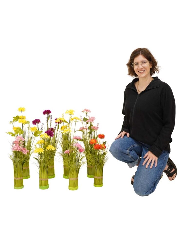 Wildflowers Warm Colours – Set of 8 (Styles may vary)