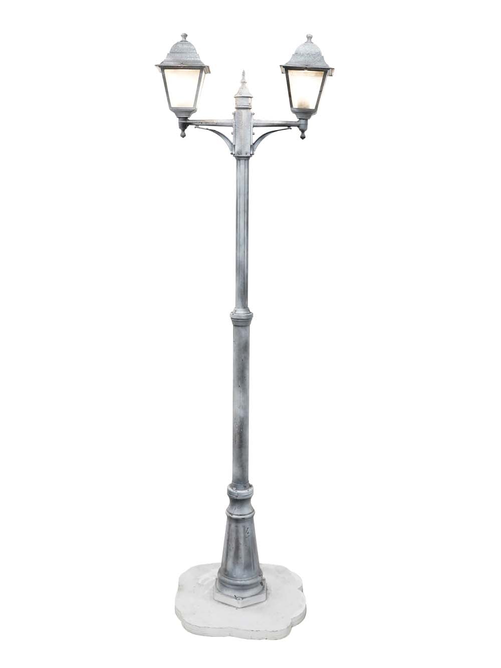 SN4761_Period Snow Street Light - Tall_event_prop_hire_EPH_Creative (3) copy _optimised