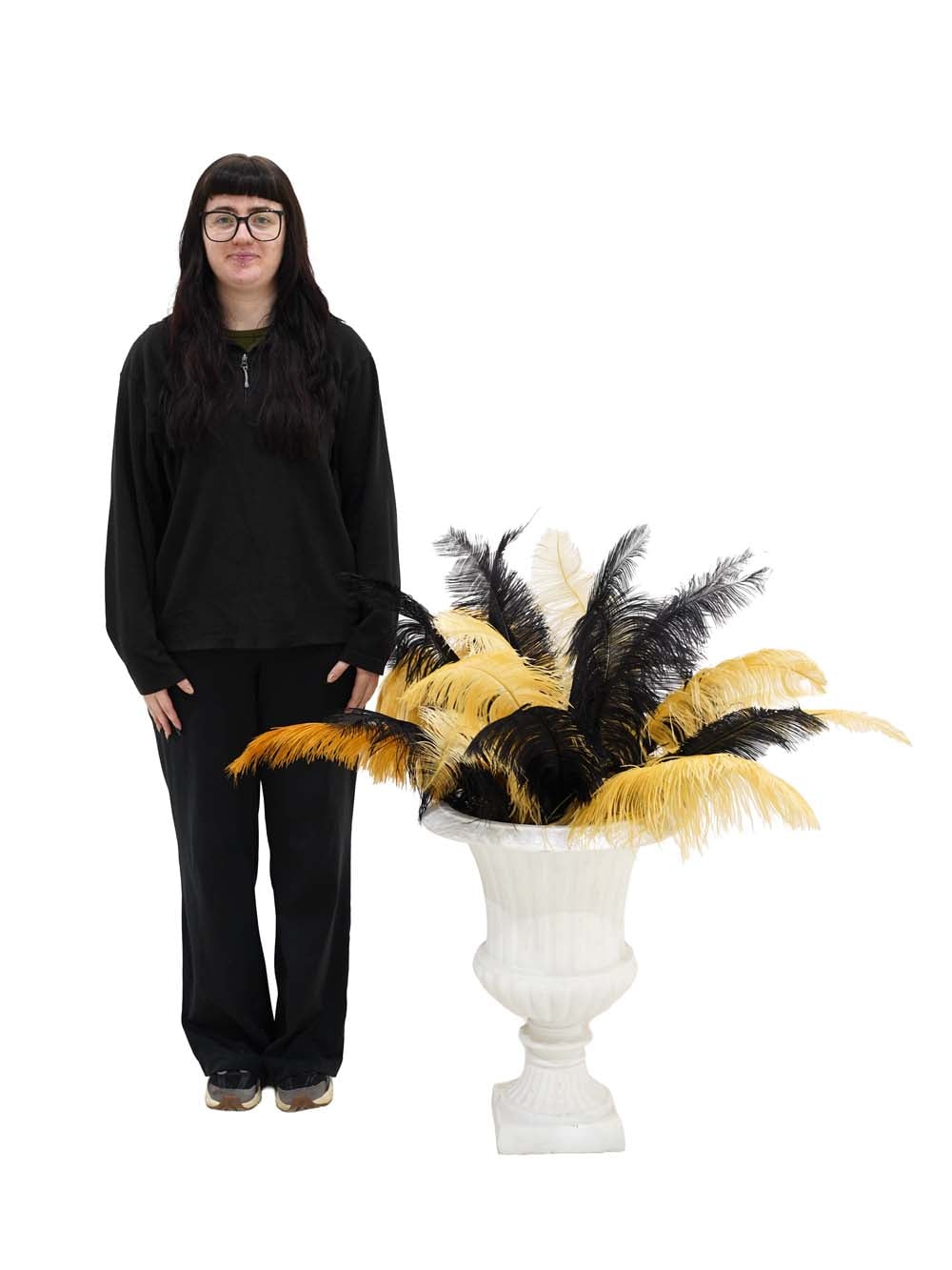 SN5171_Urn with Black & Gold Feather Display_event_prop_hire_EPH_Creative (14) copy _optimised